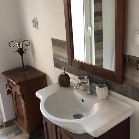 Regina - Duplex Two Bedroom Σπλιτ